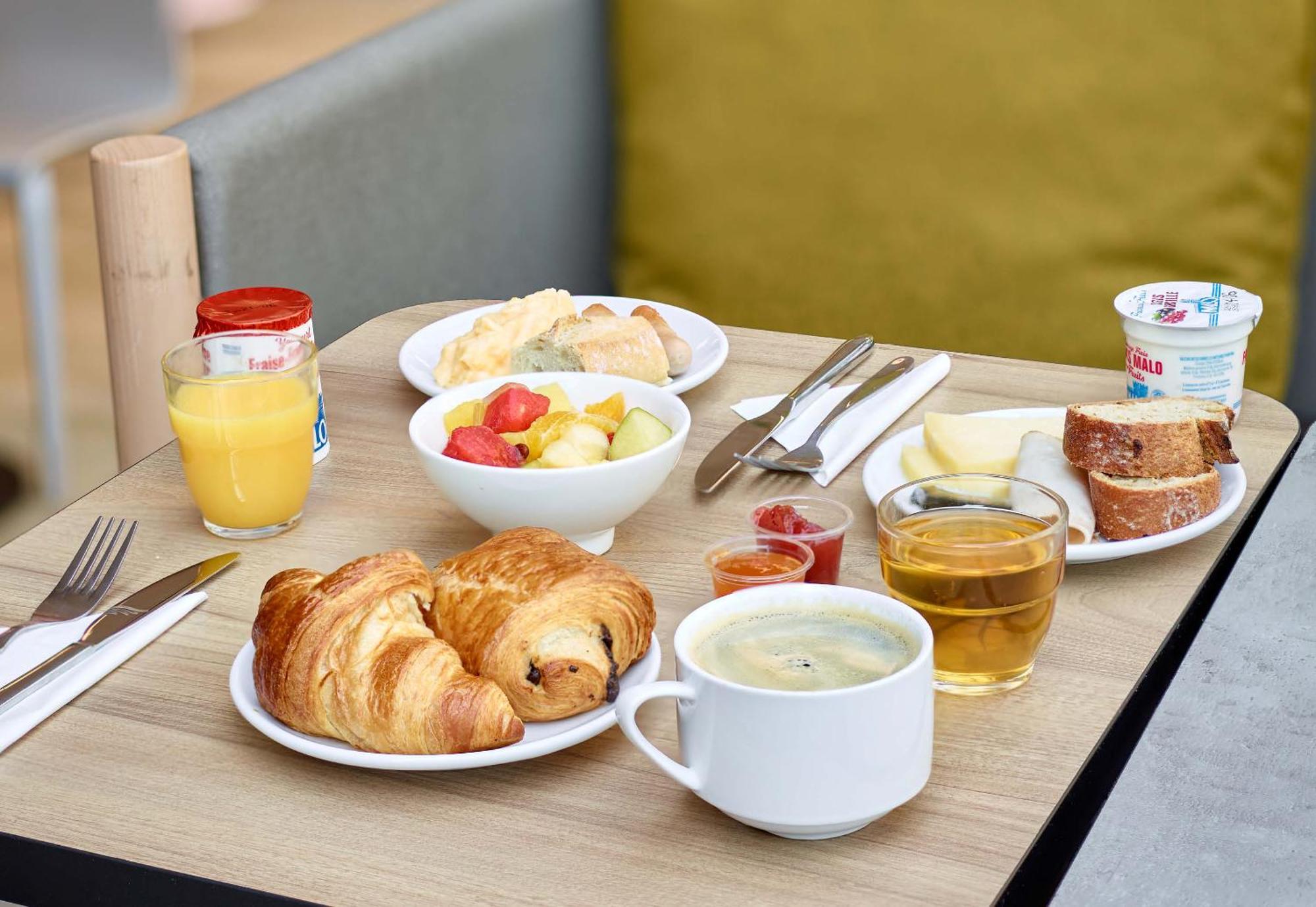 B&B Hotel Paris Nord 2 Cdg Aeroport Роаси ан Франс Екстериор снимка